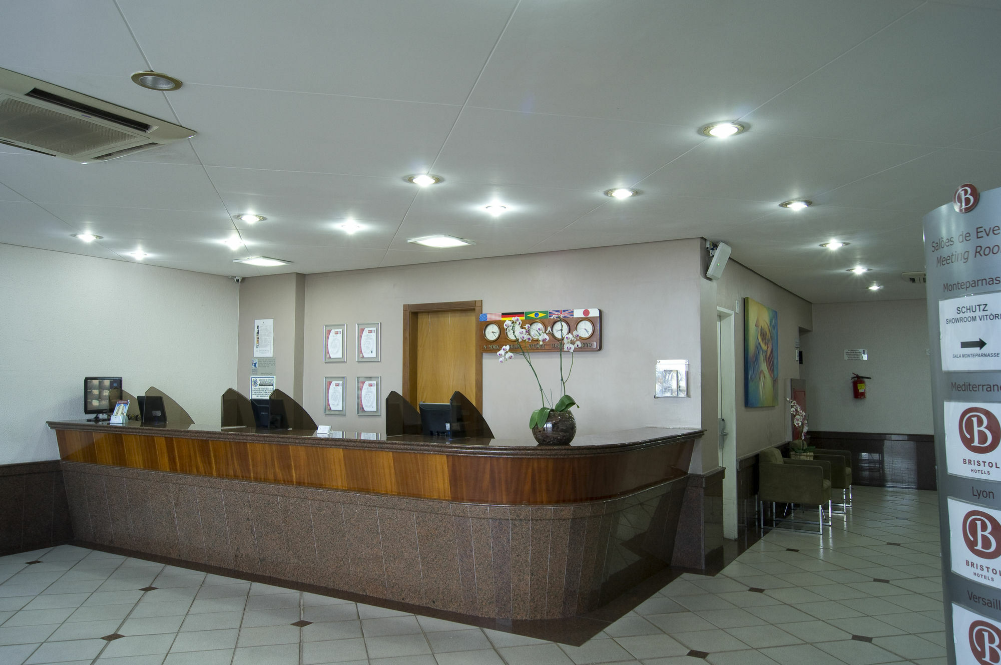 Slaviero Vitoria Hotel Luaran gambar